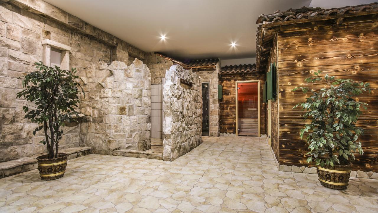 Hotel Matija Gubec Stubicke Toplice Εξωτερικό φωτογραφία